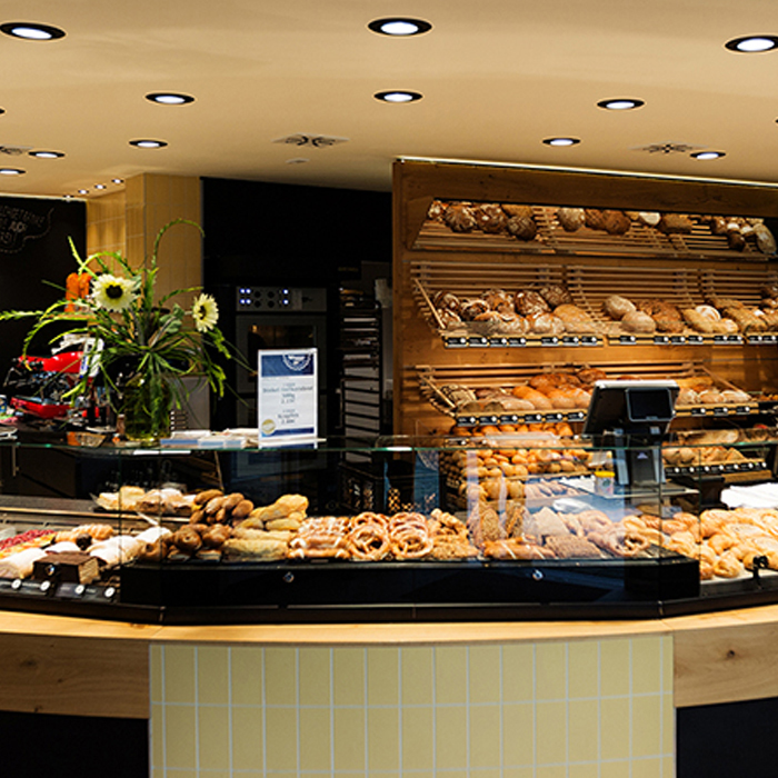 Lebewesen, Stoffen, Kräften, Sinn, sich gegenseitig fördern, resultieren, gemeinsam, Ablauf, effizient, Unterstützung, Online Marketing-Maßnahme, wettbewerbsfähig, Beeindrucken, funktional, Unternehmenswerte, Charakter, Werbung, Verzeichnis, Familienunternehmen, Erwartung, Ergebnis, erzielen, Perspektive, Weiterbildung, 3D, CGI, Spezialist, Qualitätsniveau, passgenau, Lehrplan, Berufsvorbereitung, divers, Teilnehmer, profitieren, interdisziplinär, fachübergreifend, überschneiden, Betriebsausbildung, Modeindustrie, Architektur, Games, Filmproduktionen, Motor, Unterhaltungsindustrie, versiert, ausgebildet, hochgradig, spezialisiert, dreidimensional, Visualisierung, Option, Verlängerung, Sozial, Themen, Büro, Mediendesign, Leidenschaft, Herzblut, frisch, Fokus, zugeschnitten, ungewöhnlich, Firmenauftritt, abgefahren, Geschenkidee, Multimediaprojekt, Emotion, potenziell, Außendarstellung, Google, Bing, SEO, Praxiserfahrung, Onlinemarketing, Return on Investment, Umsätze, SEO-Betreuung, Druck, Druckerei, Printmedien